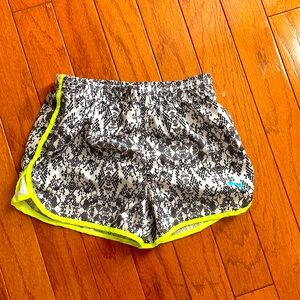 NWOT Puma girl size L shorts